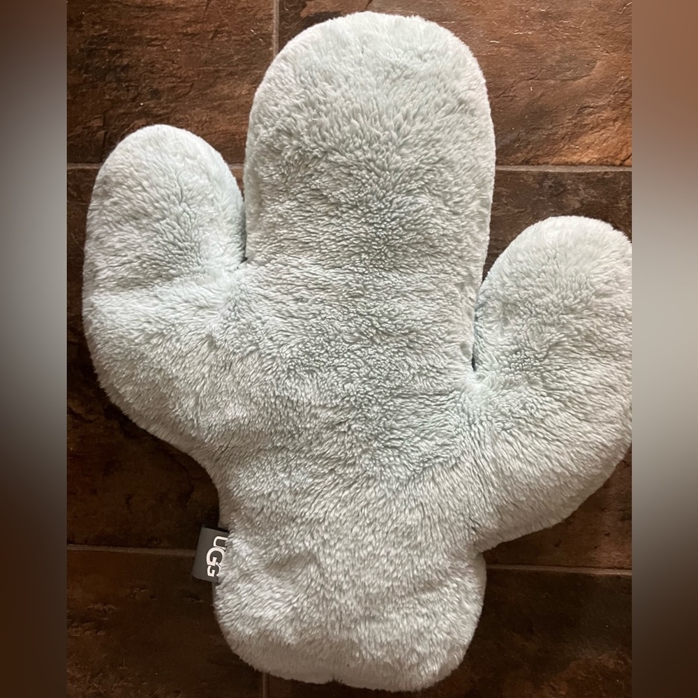 Ugg Fur (Fake Fur) Cactus Pillow